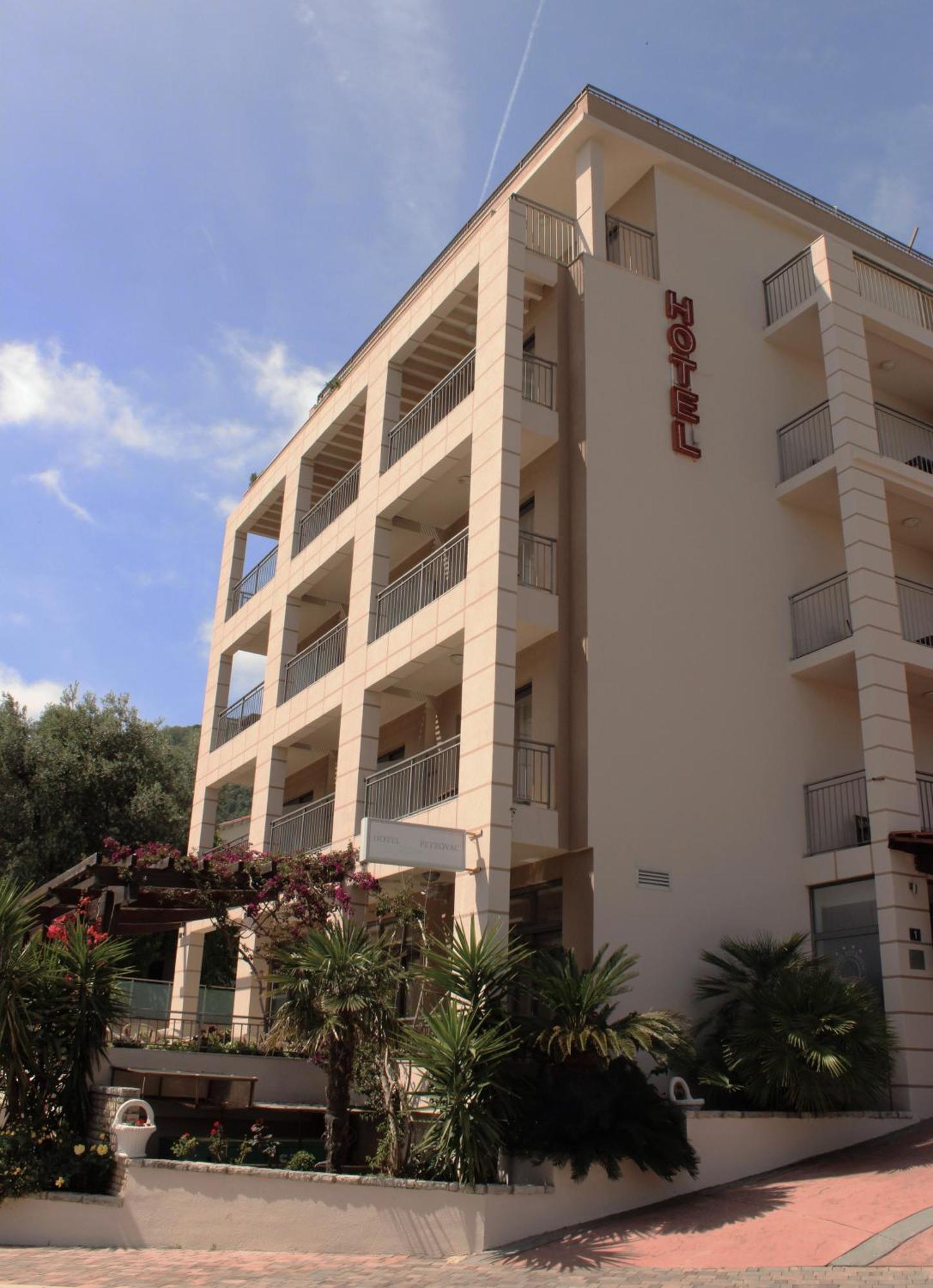 Hotel Petrovac Zewnętrze zdjęcie