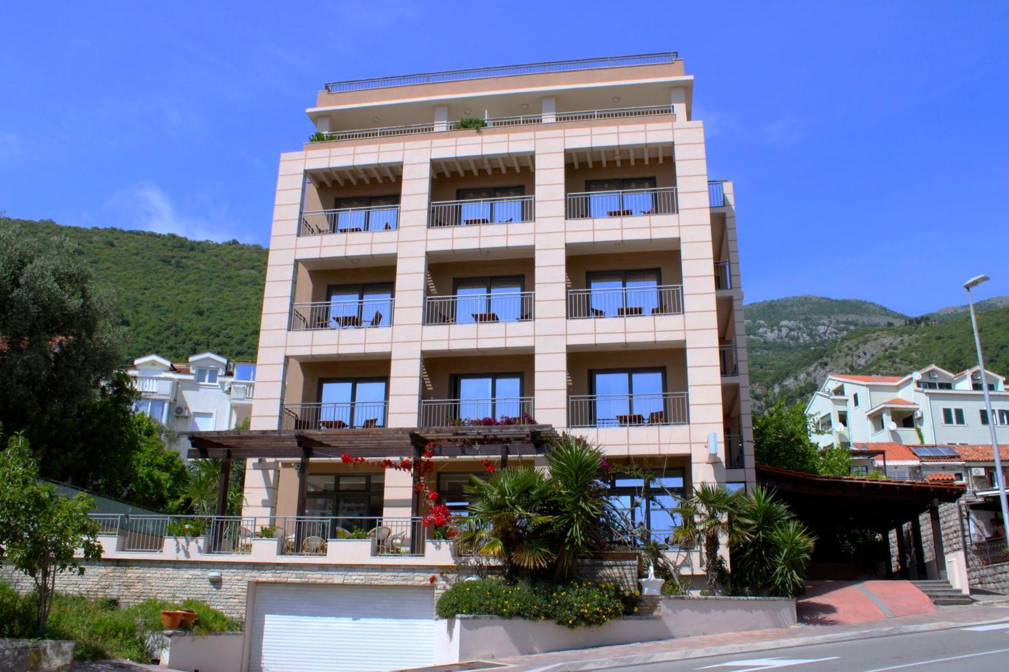 Hotel Petrovac Zewnętrze zdjęcie