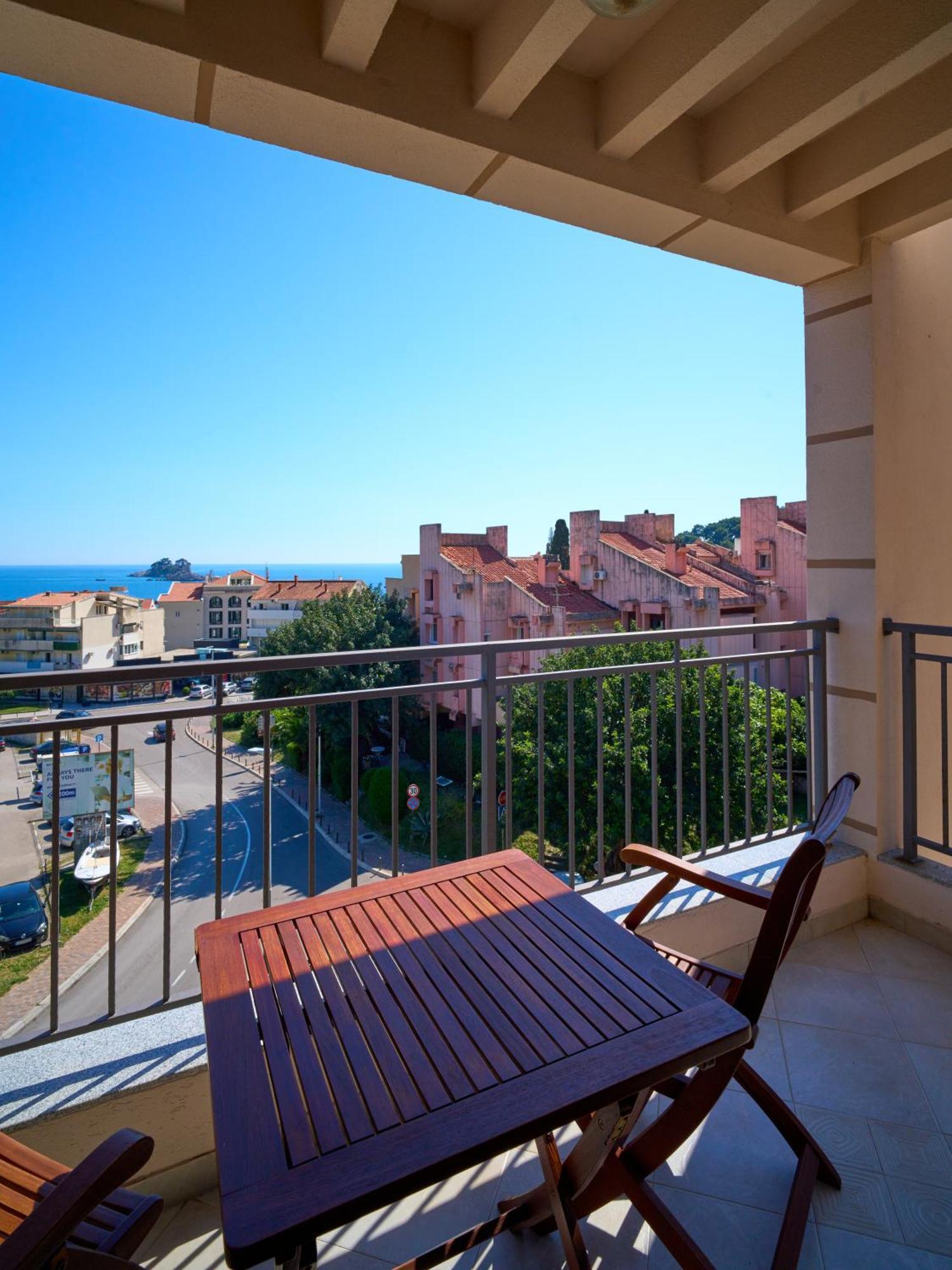 Hotel Petrovac Zewnętrze zdjęcie