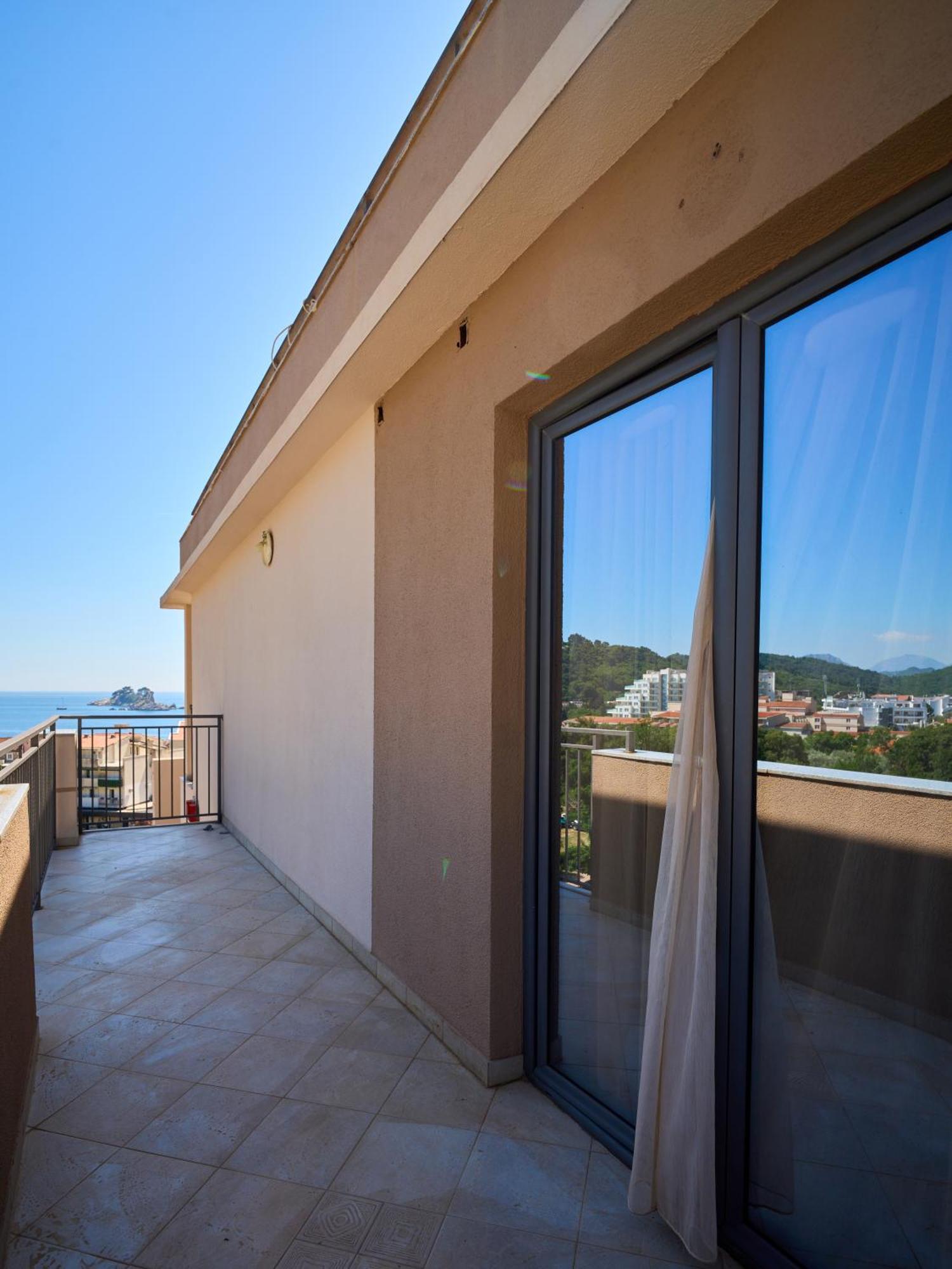 Hotel Petrovac Zewnętrze zdjęcie