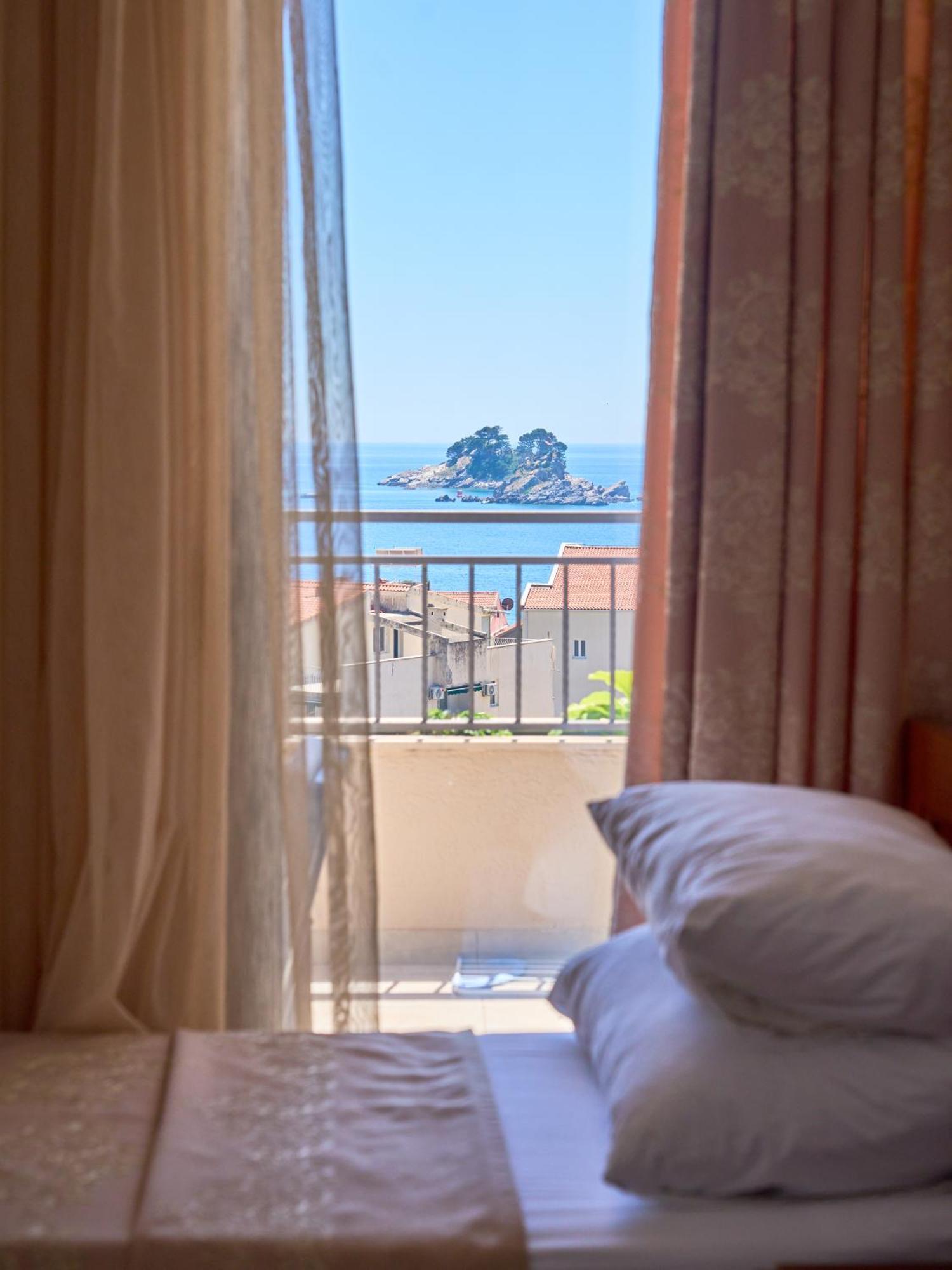 Hotel Petrovac Zewnętrze zdjęcie